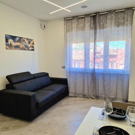 Tower Apartments Terracina Exterior photo